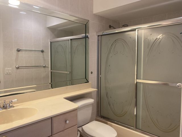 Home for sale at 3830 Circle Lake Drive - photo 6204548