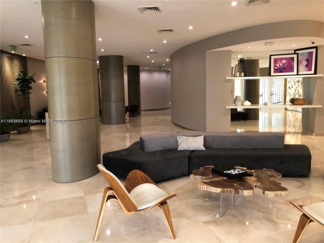 Apartment for sale  Unit #330 - photo 6171525