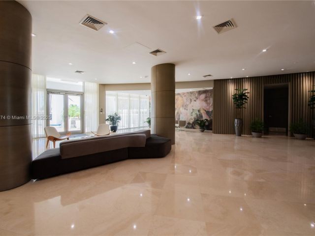 Apartment for sale  Unit #330 - photo 6171527