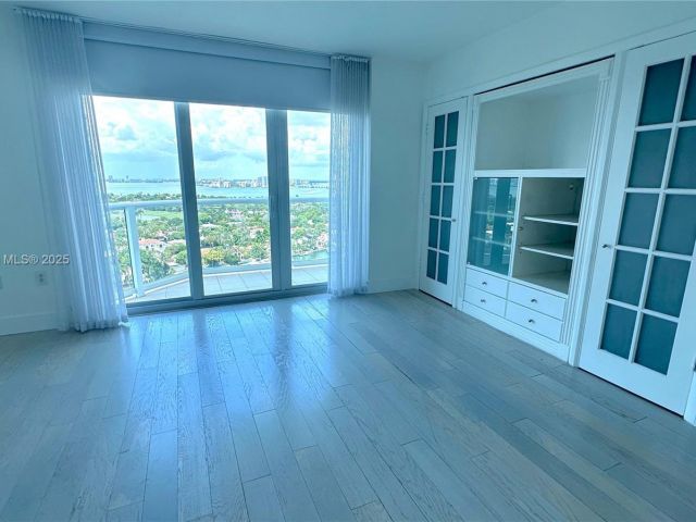 Apartment for rent  Unit #2203 - photo 6172863