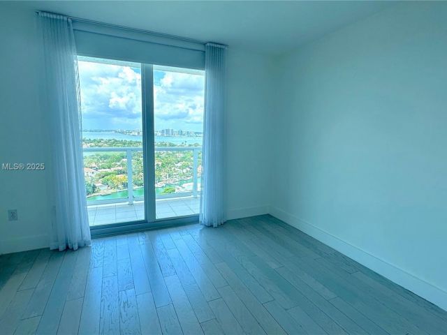 Apartment for rent  Unit #2203 - photo 6172865