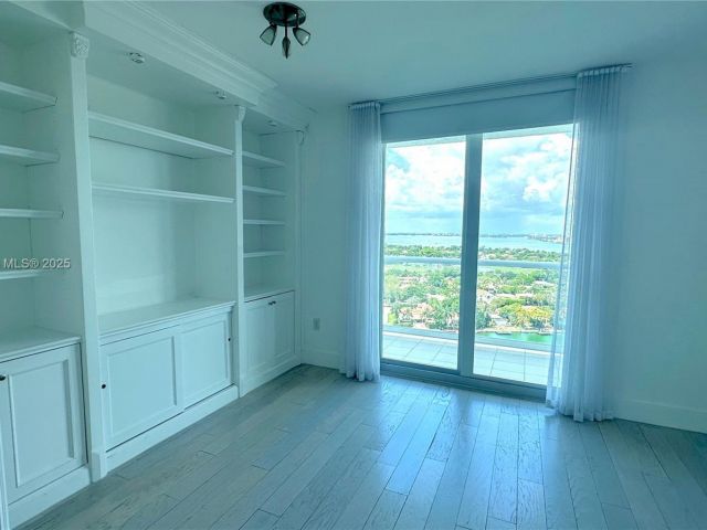 Apartment for rent  Unit #2203 - photo 6172866