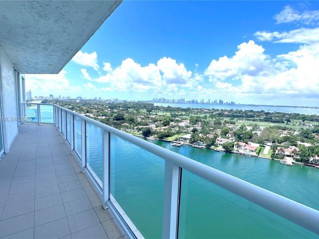 Apartment for rent  Unit #2203 - photo 6172870