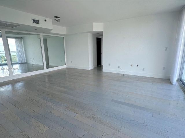 Apartment for rent  Unit #2203 - photo 6172874