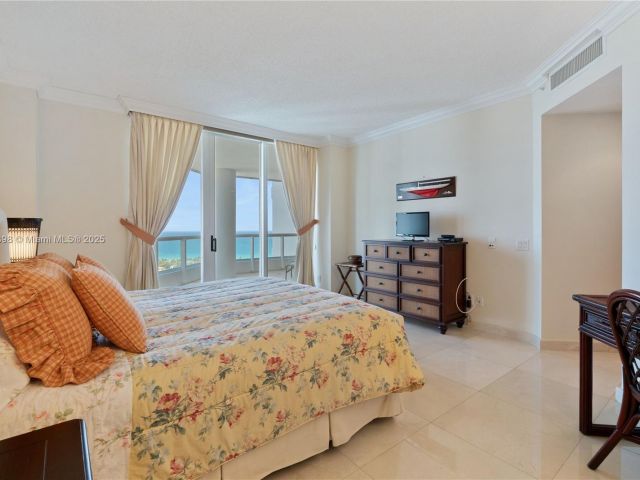 Apartment for sale  Unit #2702 - photo 6176053