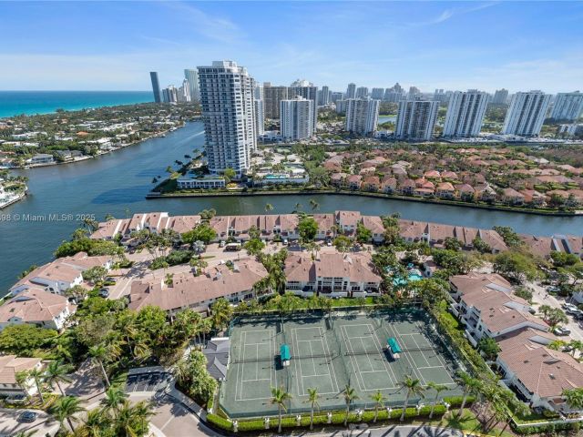 Apartment for sale  Unit #2702 - photo 6176066