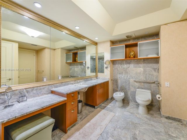 Apartment for sale  Unit #1104 - photo 6172939