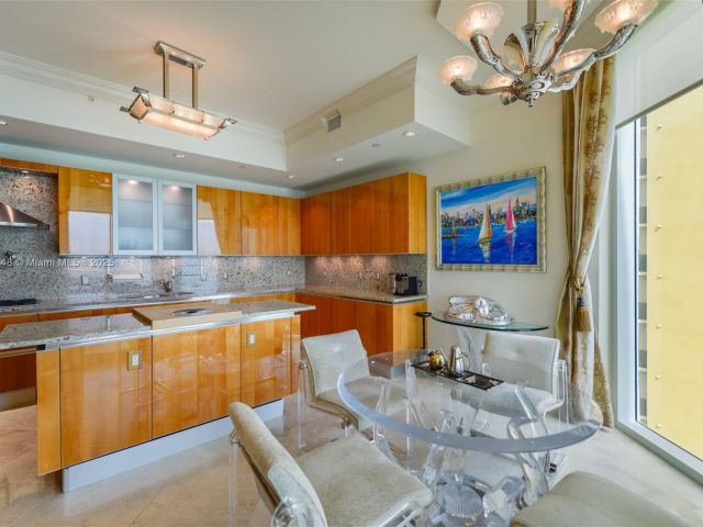 Apartment for sale  Unit #1104 - photo 6172949