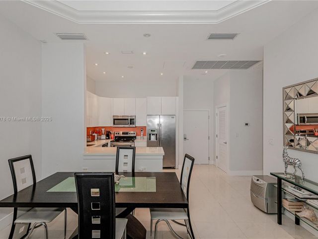 Apartment for rent  Unit #1619 - photo 6173751