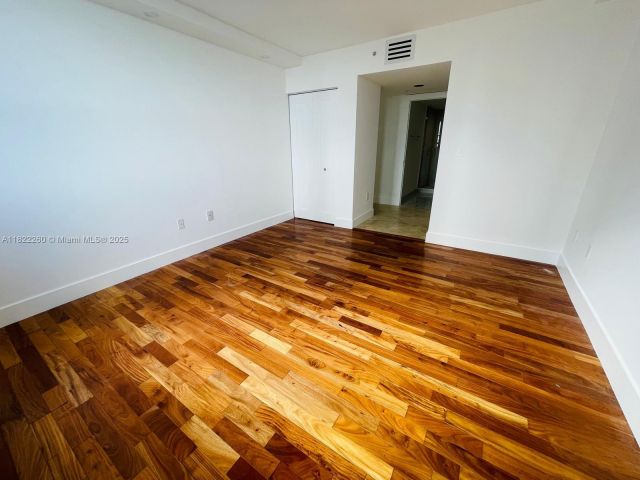 Apartment for sale  Unit #1703 - photo 6173945