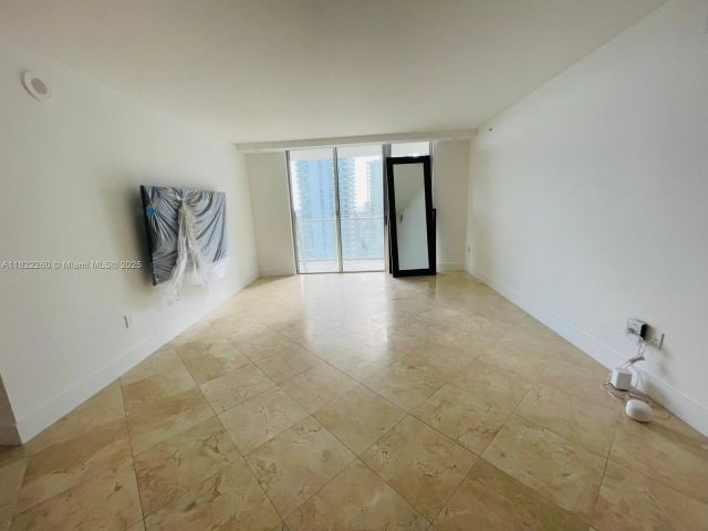 Apartment for sale  Unit #1703 - photo 6173950