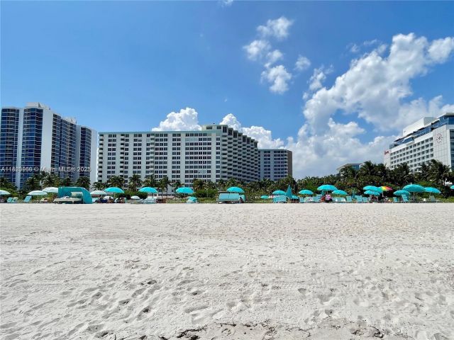 Apartment for sale  Unit #1717 - photo 6202455