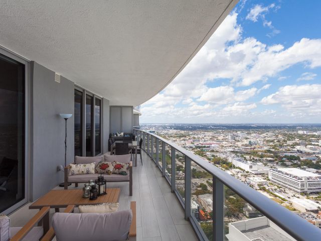 Apartment for sale  Unit #4711 - photo 6173127