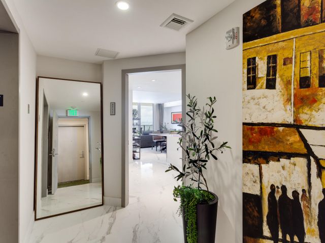 Apartment for sale  Unit #4711 - photo 6173132