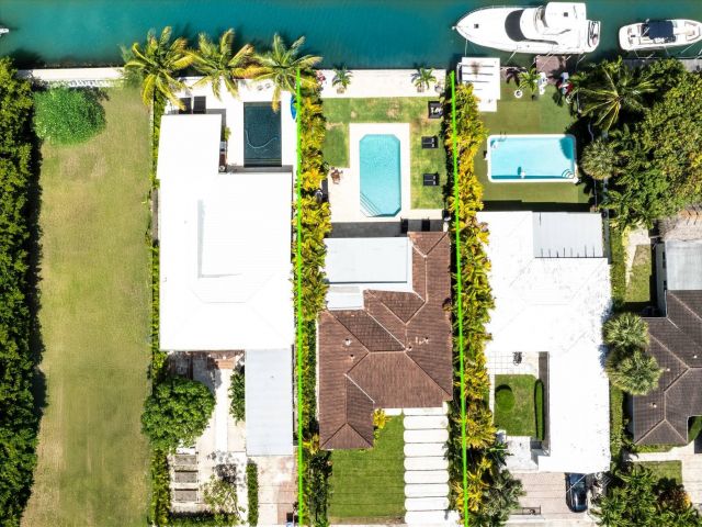 Home for rent at 7610 Bayside Lane - photo 6213766