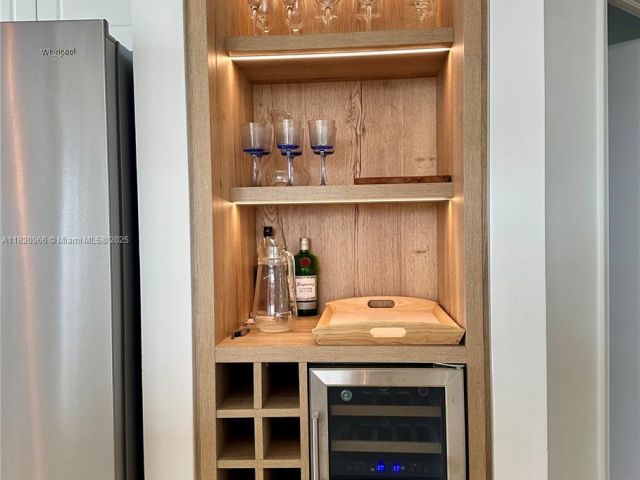 Apartment for sale  Unit #914 - photo 6176565