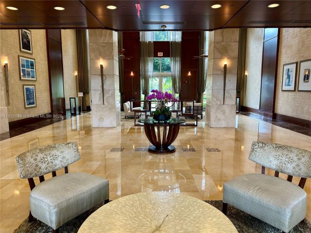 Apartment for sale  Unit #914 - photo 6176573