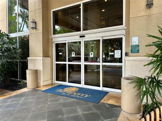 Apartment for sale  Unit #914 - photo 6176575