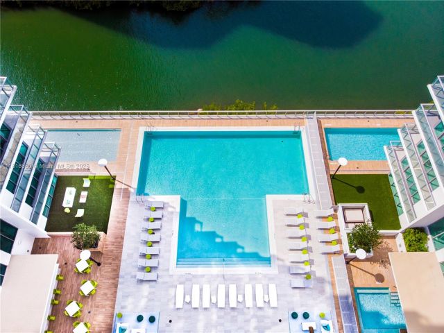 Apartment for sale  Unit #4-2303 - photo 6174649