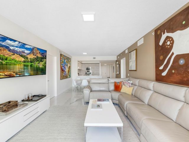 Apartment for sale  Unit #4-2303 - photo 6174664