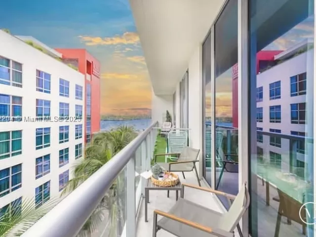 2-bedroom condo for sale in Hollywood - 777 N Ocean Dr N521 - MondialRealty