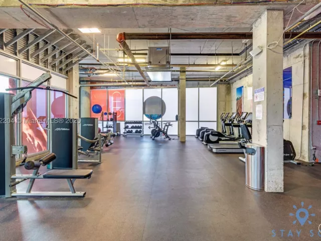 2-bedroom condo for sale in Hollywood - 777 N Ocean Dr N521 - MondialRealty