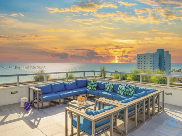 2-bedroom condo for sale in Hollywood - 777 N Ocean Dr N521 - MondialRealty