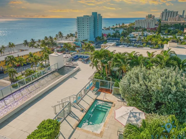 2-bedroom condo for sale in Hollywood - 777 N Ocean Dr N521 - MondialRealty
