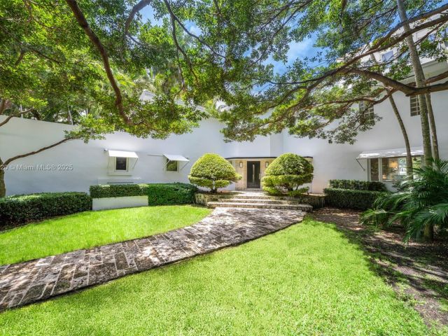 Home for sale at 1839 W 24th St - photo 6171988