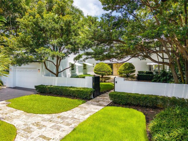 Home for sale at 1839 W 24th St - photo 6171989