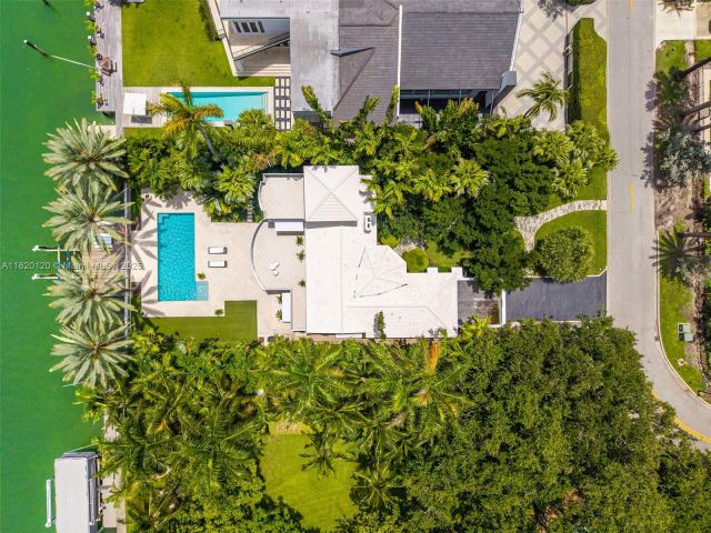 Home for sale at 1839 W 24th St - photo 6171995