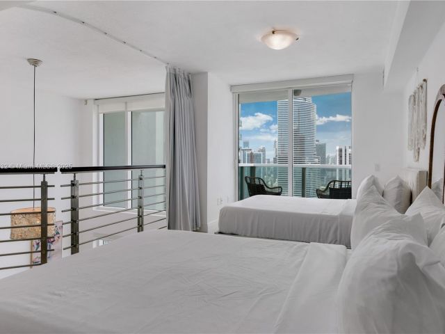 Apartment for rent  Unit #2107 - photo 6232374