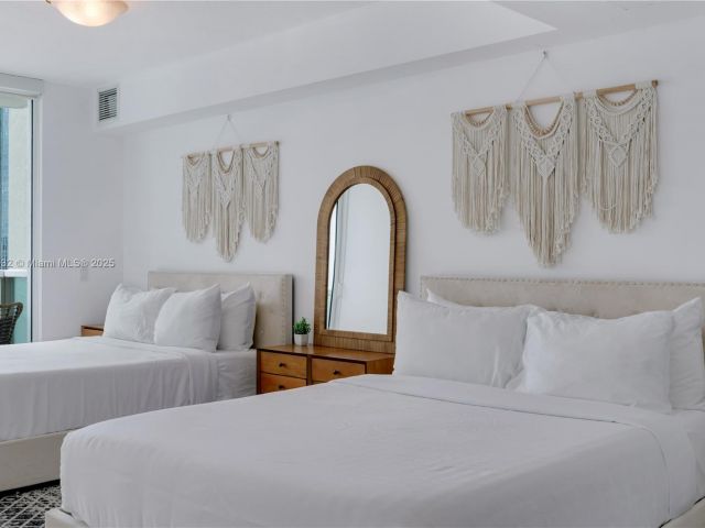 Apartment for rent  Unit #2107 - photo 6232375