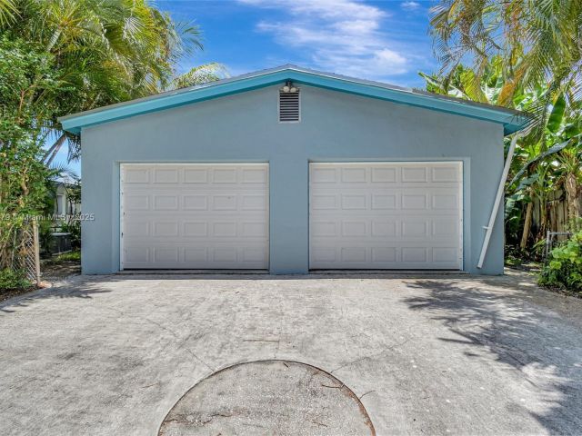 Home for sale at 1991 NE 178th St - photo 6227548