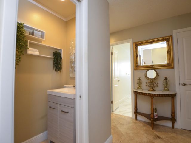 Home for sale at 2541 NW 39th Street - photo 6255079