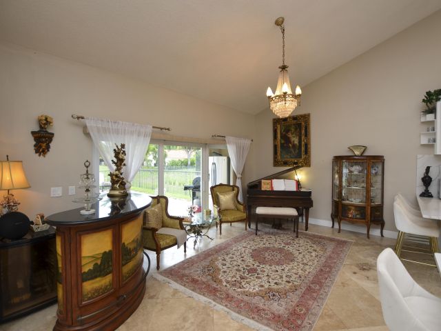 Home for sale at 2541 NW 39th Street - photo 6255089