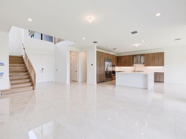 Home for rent at 9451 Riverside Park Drive - photo 6372945