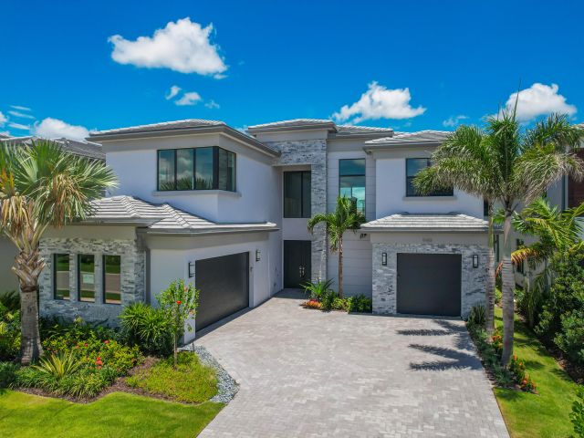 Home for rent at 9451 Riverside Park Drive - photo 6372959