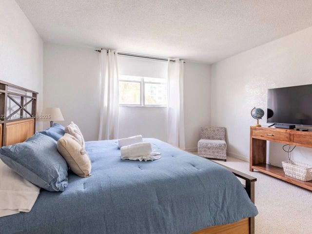 Apartment for sale  Unit #5M - photo 6174483