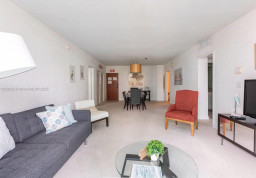 Apartment #5M at Sian Ocean Residences