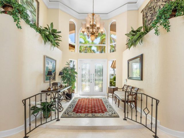 Home for sale at 4484 Bocaire Blvd Boulevard - photo 6317049