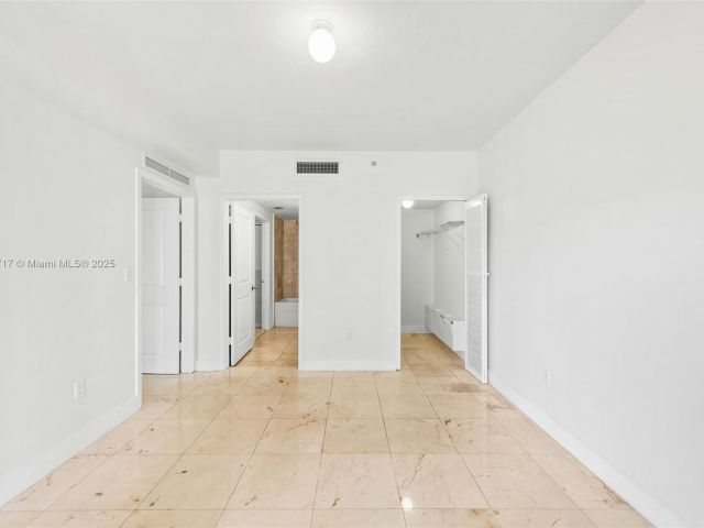 Apartment for sale  Unit #1203 - photo 6176904