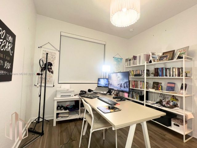 Home for rent at  - photo 6175047