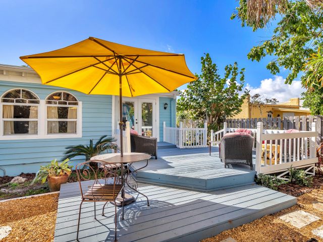 Home for sale at 311 Kenilworth Boulevard - photo 6176014