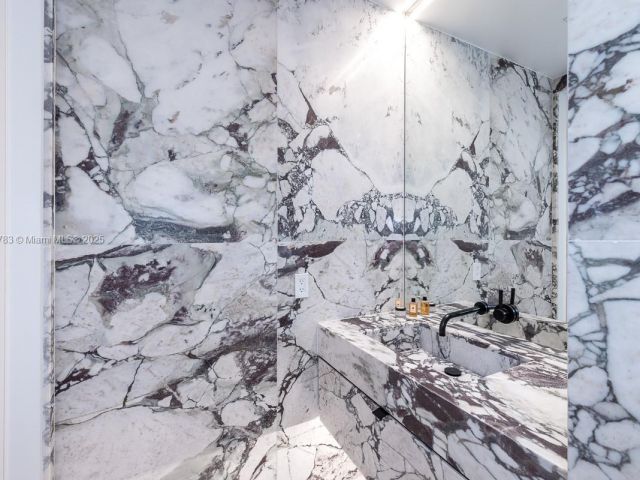 Apartment for sale  Unit #9D - photo 6176719