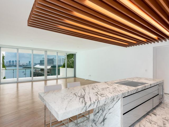 Apartment for sale  Unit #9D - photo 6176727