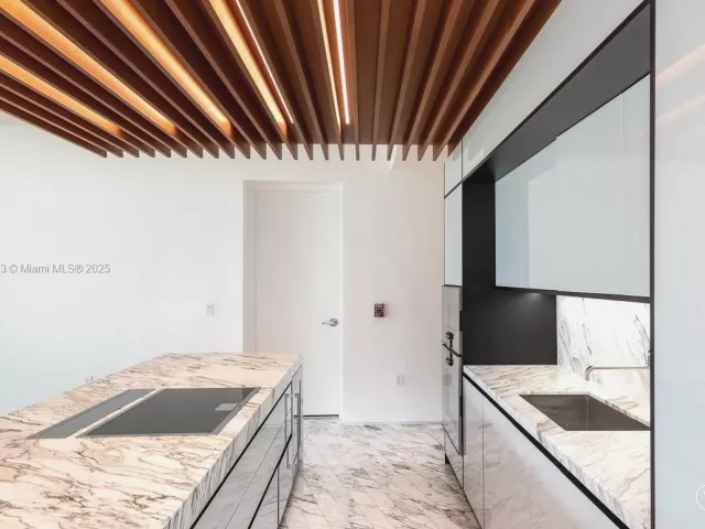 Apartment for sale  Unit #9D - photo 6176720