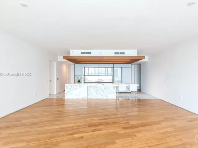 Apartment for sale  Unit #9D - photo 6176722