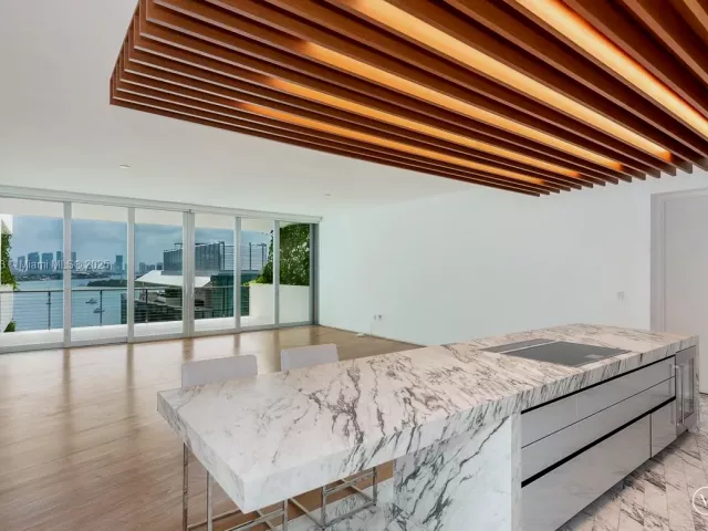 Apartment for sale  Unit #9D - photo 6176727