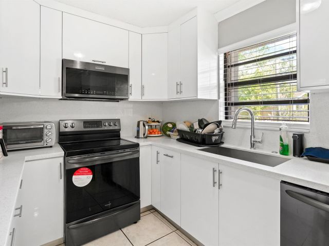 Home for sale at 2721 NW 22nd St - photo 6174812